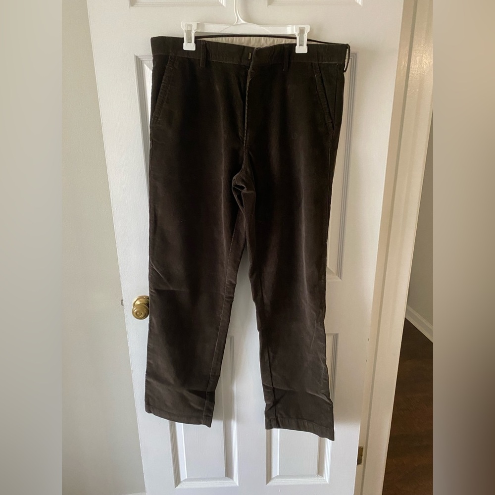 Life khaki dark brown corduroy pants. Size 36/34. Worn maybe 2-3x.